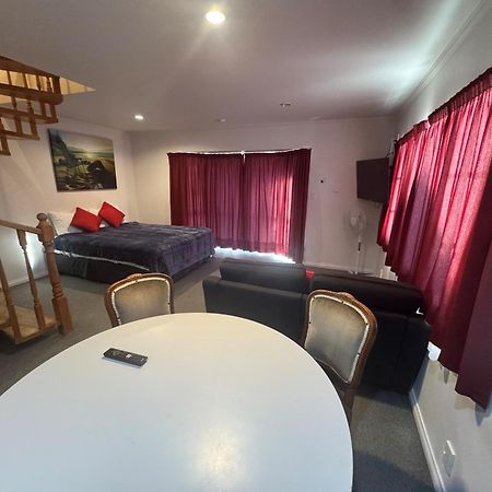 Settlers Motor Lodge ロワー・ハット エクステリア 写真
