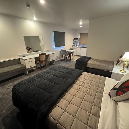 Settlers Motor Lodge ロワー・ハット エクステリア 写真