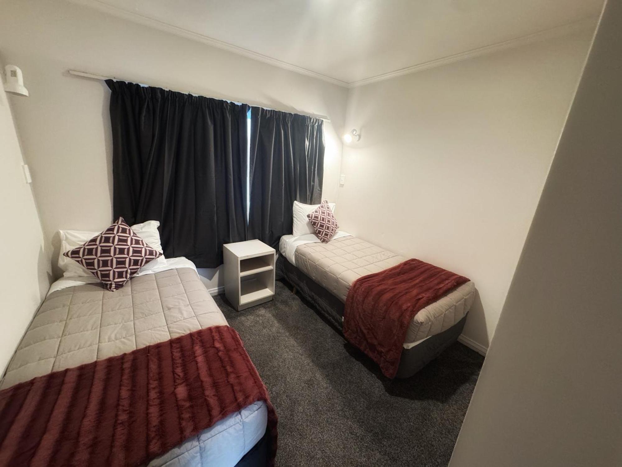 Settlers Motor Lodge ロワー・ハット エクステリア 写真