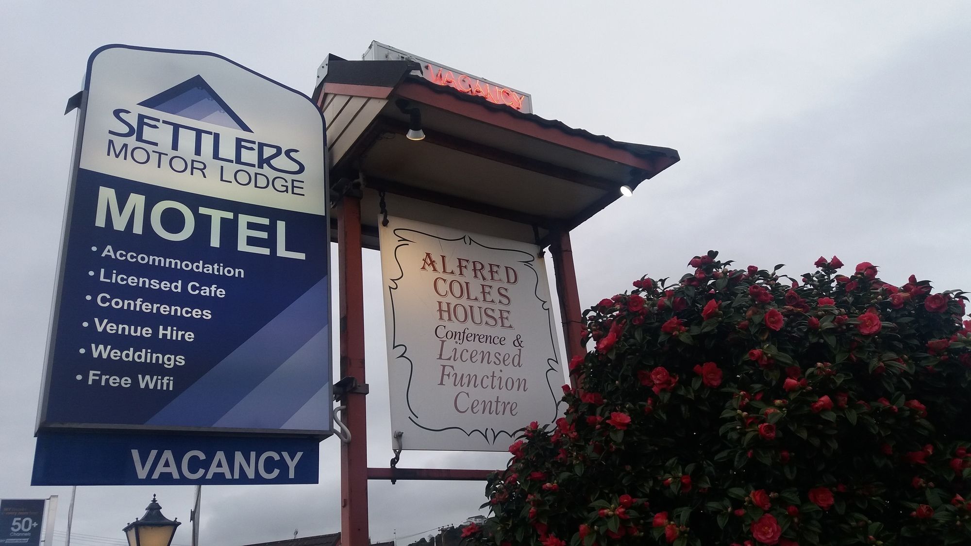 Settlers Motor Lodge ロワー・ハット エクステリア 写真